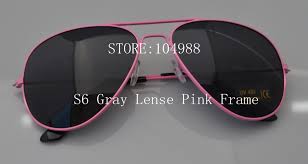 Lunettes soleil modèle Aviator, hommes et femmes